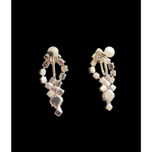 Vintage Clear Rhinestone Screw Back Dangle Chandelier Earrings - Picture 5 of 5